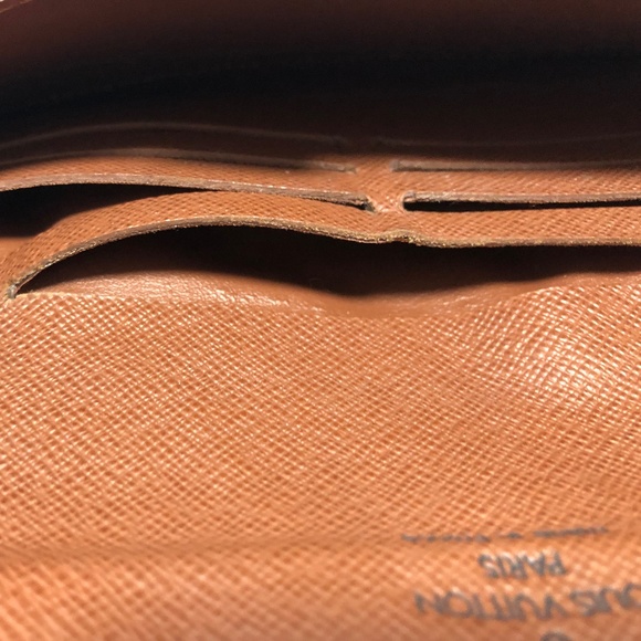 Authentic Louis Vuitton Monogram Accordion Wallet with Chain - Picture 9 of 13